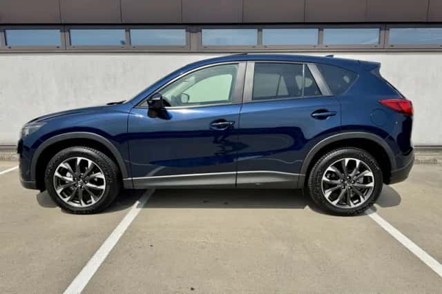 Mazda CX-5 (2016) thumbnail 3
