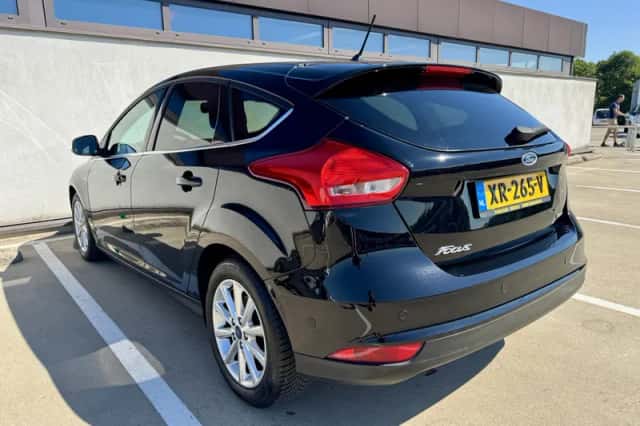 Ford Focus (2018) thumbnail 4