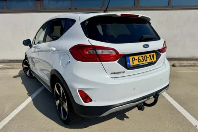 Ford Fiesta (2018) thumbnail 5
