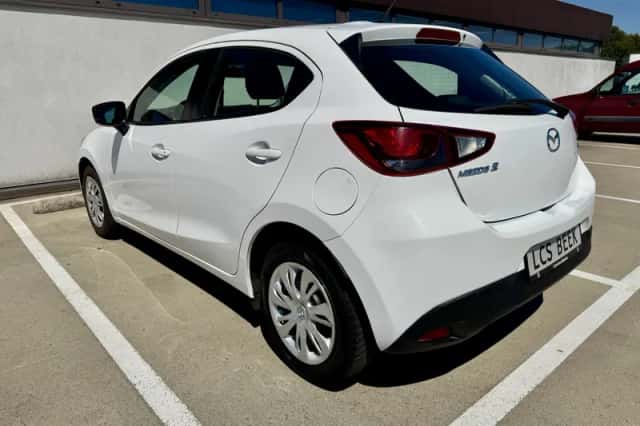 Mazda 2 (2018) thumbnail 4
