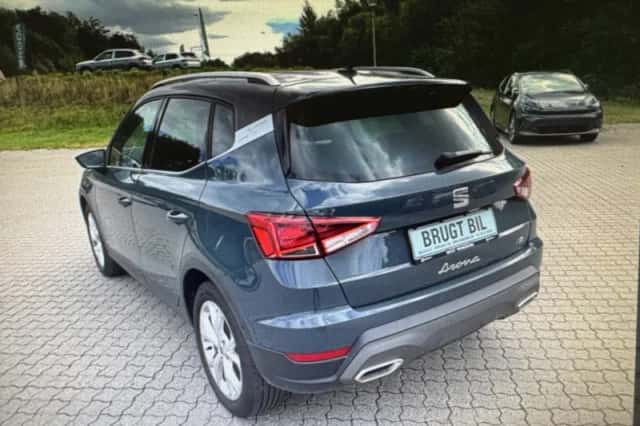 SEAT Arona (2025) thumbnail 3