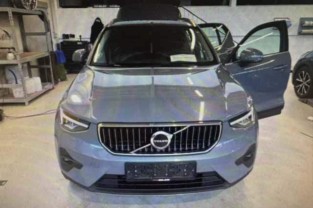 Volvo XC40 (2022) thumbnail 2