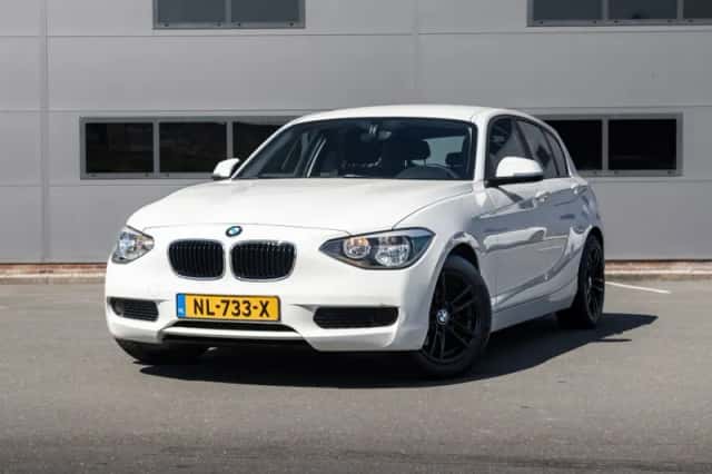 BMW 1-Serie (2013) thumbnail 1
