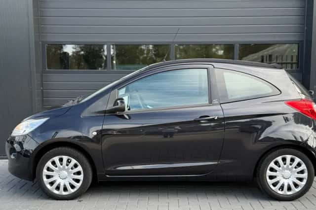 Ford Ka (2010) thumbnail 4