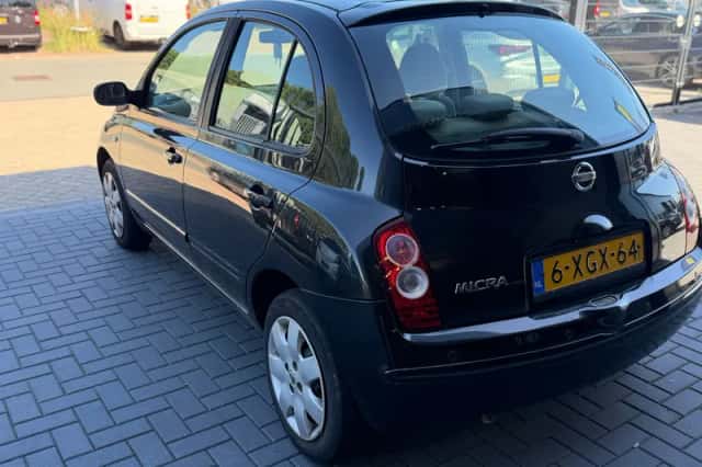 Nissan Micra (2008) thumbnail 5