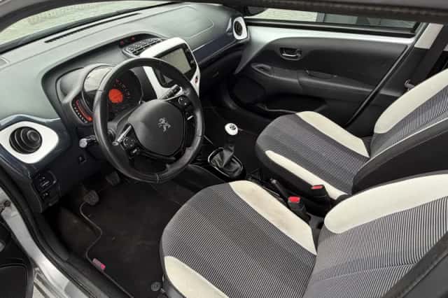 Peugeot 108 (2017) thumbnail 6
