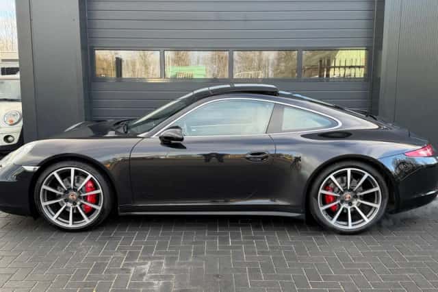 Porsche 911 (2013) thumbnail 4