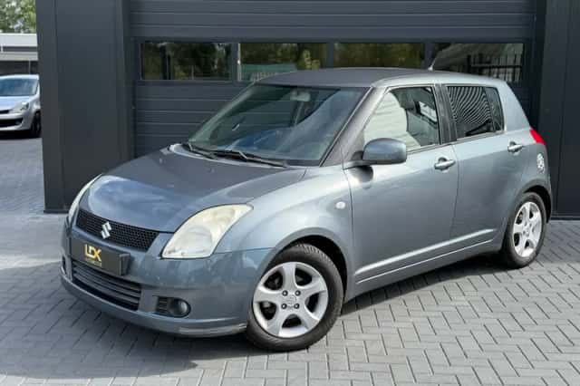 Suzuki Swift (2006) thumbnail 1