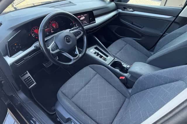 Volkswagen Golf (2020) thumbnail 6