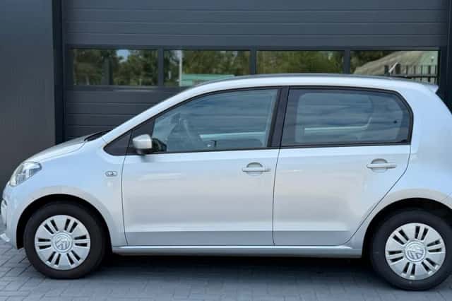 Volkswagen Up! (2013) thumbnail 4