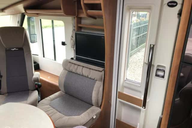 Carthago Chic C-Line (2015) thumbnail 4