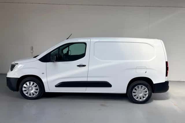 Opel Combo (2022) thumbnail 4