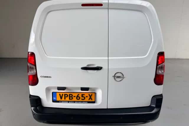 Opel Combo (2022) thumbnail 6