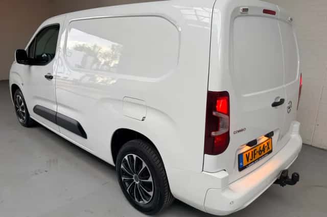 Opel Combo (2021) thumbnail 5