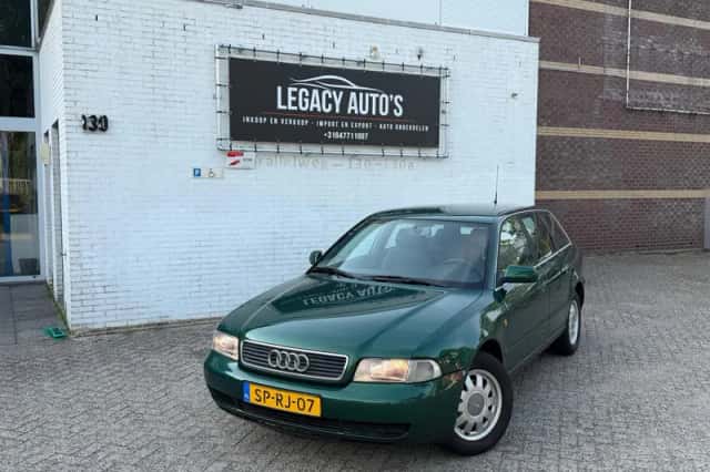 Audi A4 (1998) thumbnail 1