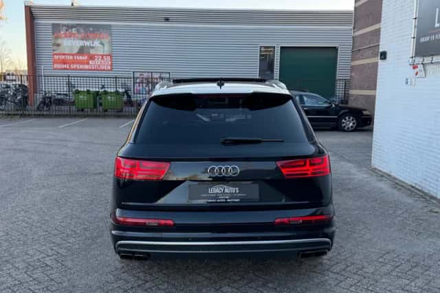 Audi SQ7 (2016) thumbnail 5