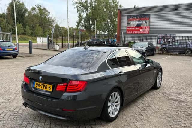 BMW 5-Serie (2012) thumbnail 6
