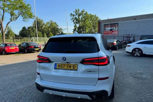 BMW X5 (2022) thumbnail 3
