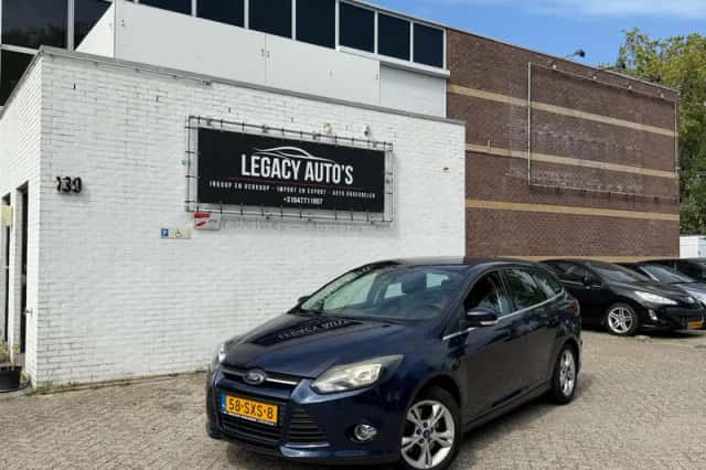Ford Focus (2012) thumbnail 1