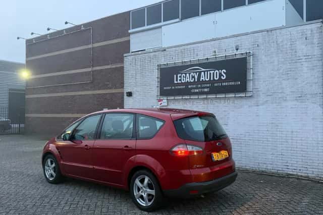 Ford S-Max (2006) thumbnail 3