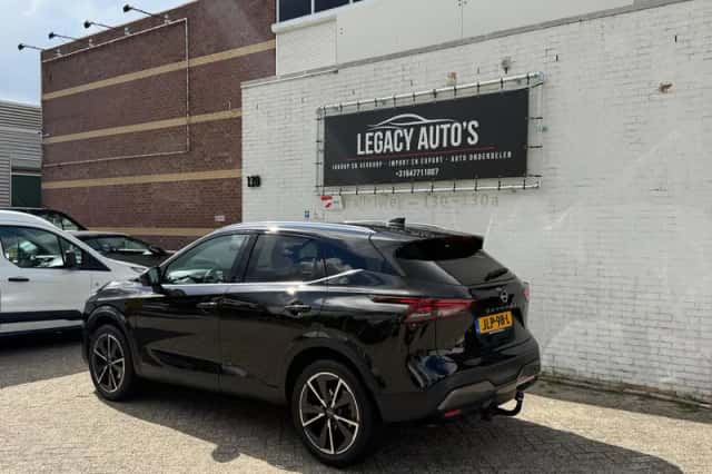 Nissan Qashqai (2022) thumbnail 4