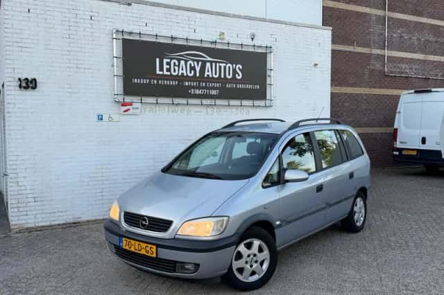 Opel Zafira (2002) thumbnail 1