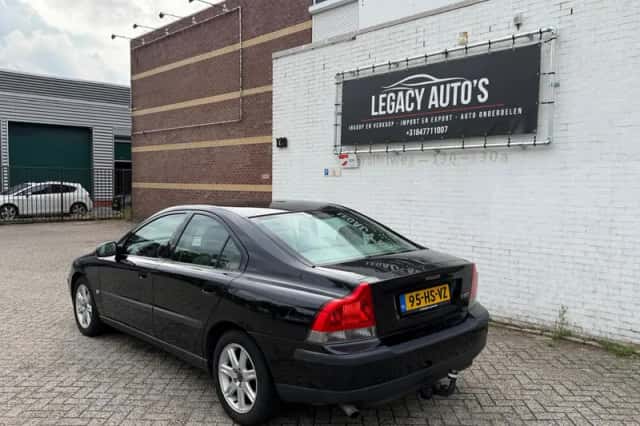 Volvo S60 (2001) thumbnail 4