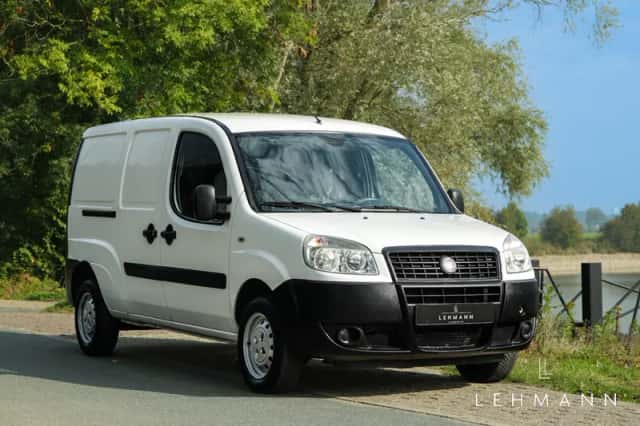 Fiat Doblò (2009) thumbnail 1