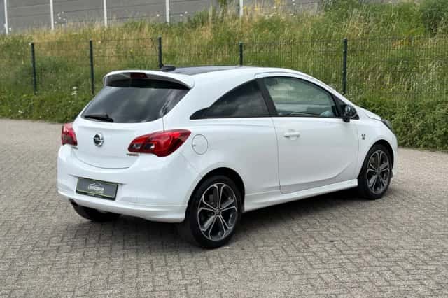 Opel Corsa (2017) thumbnail 3