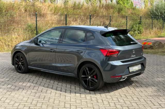 SEAT Ibiza (2022) thumbnail 2