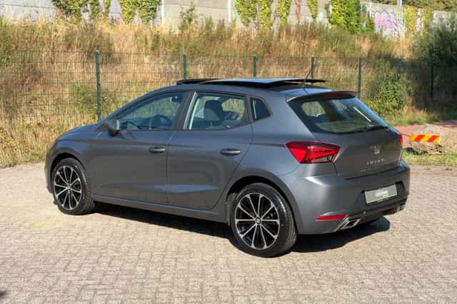 SEAT Ibiza (2018) thumbnail 2