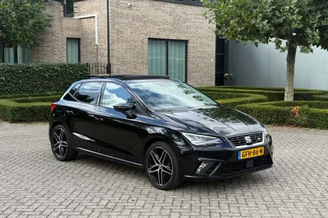 SEAT Ibiza (2019) thumbnail 4