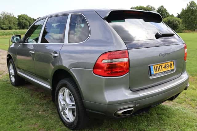 Porsche Cayenne (2008) thumbnail 5