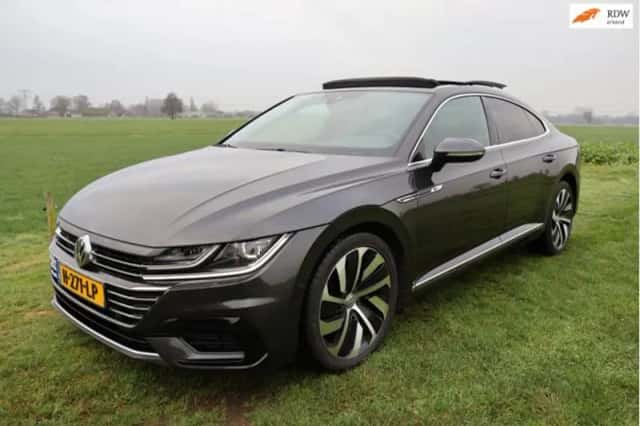 Volkswagen Arteon (2018) thumbnail 1