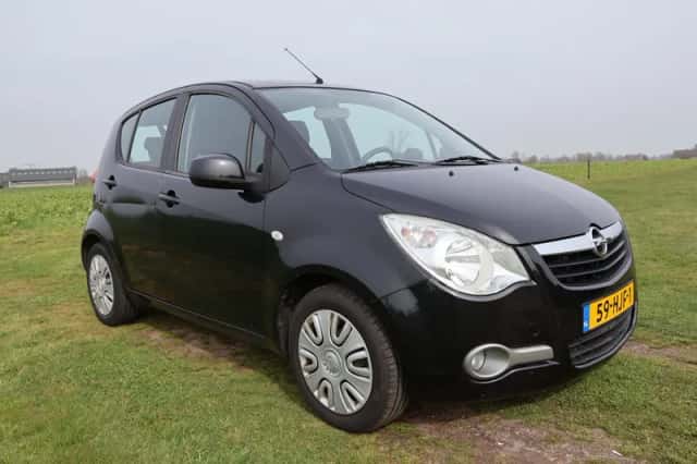 Opel Agila (2008) thumbnail 3