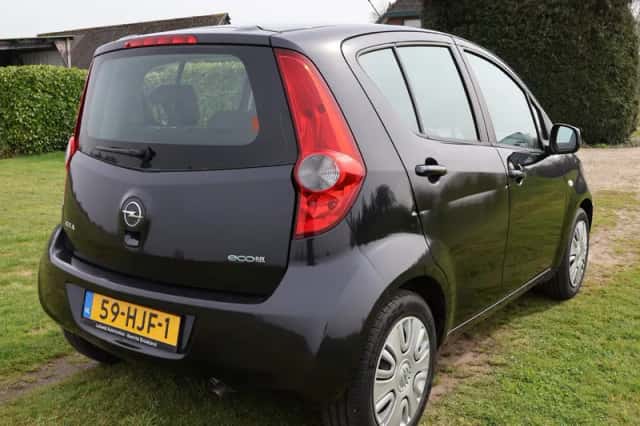 Opel Agila (2008) thumbnail 4