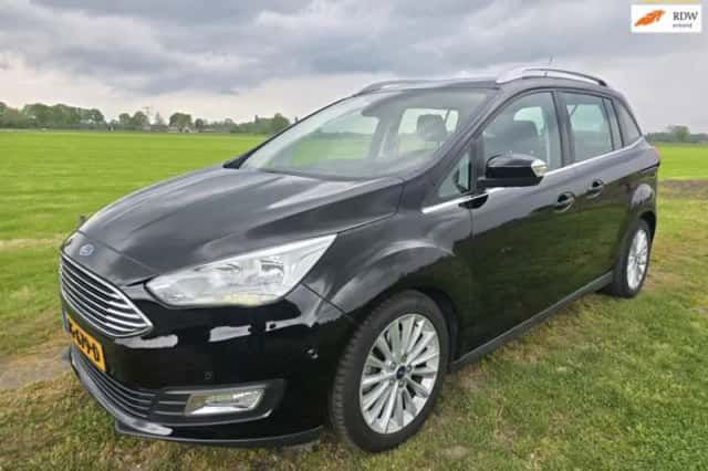 Ford Grand C-Max (2016) thumbnail 1