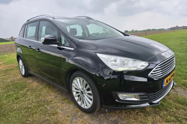 Ford Grand C-Max (2016) thumbnail 3