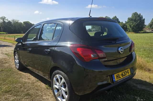 Opel Corsa (2015) thumbnail 5
