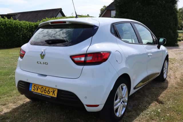Renault Clio (2018) thumbnail 4