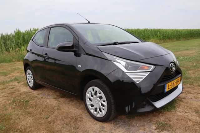 Toyota Aygo (2021) thumbnail 3