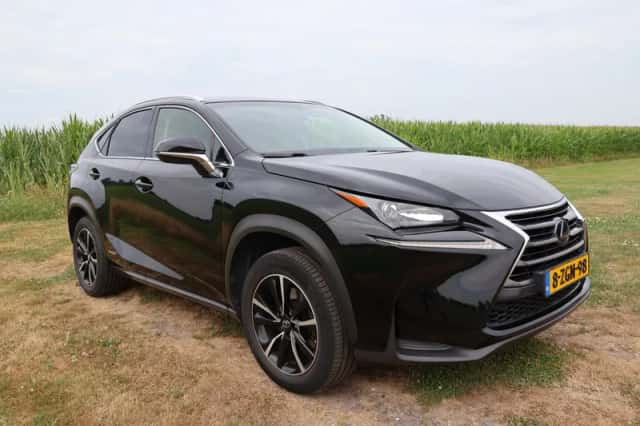 Lexus NX (2014) thumbnail 3