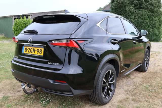 Lexus NX (2014) thumbnail 4