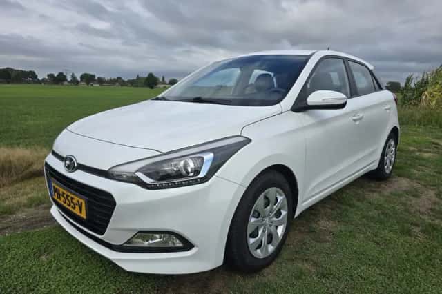 Hyundai i20 (2017) thumbnail 1