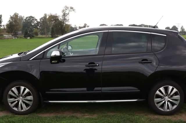 Peugeot 3008 (2014) thumbnail 6
