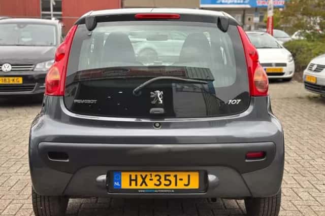 Peugeot 107 (2010) thumbnail 4