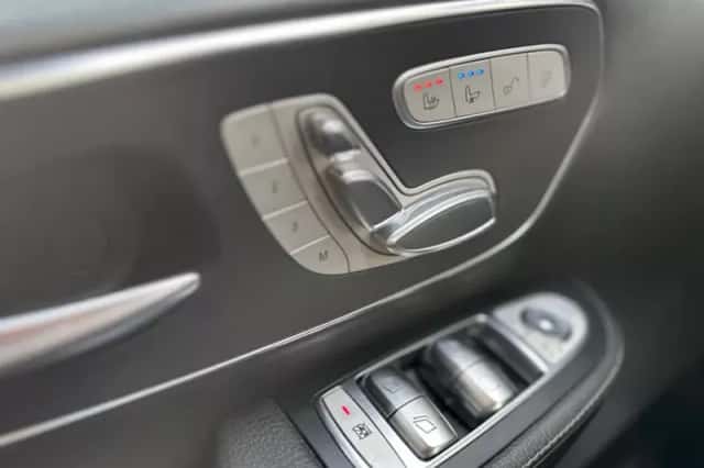 Mercedes-Benz V-Klasse (2017) thumbnail 10