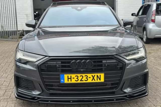 Audi A6 (2019) thumbnail 2