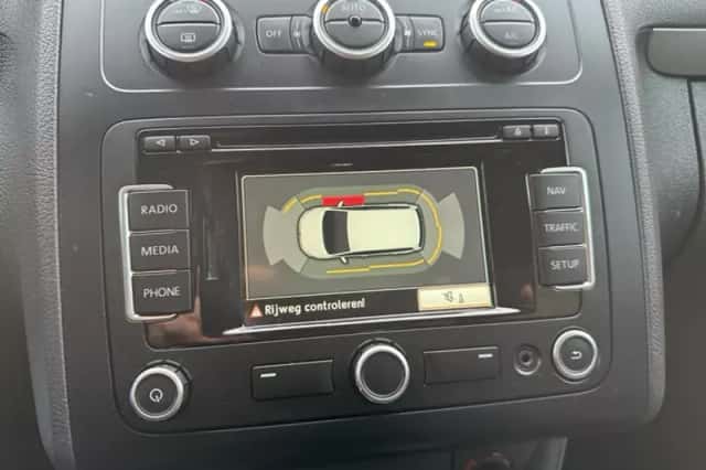 Volkswagen Touran (2013) thumbnail 15