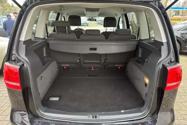 Volkswagen Touran (2013) thumbnail 8